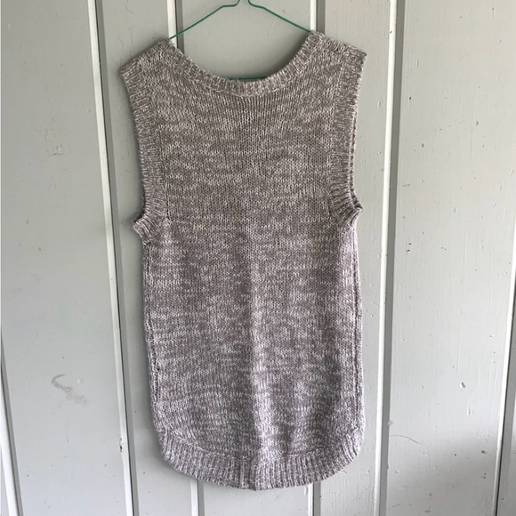 Gray Pullover Soft Knit Sleeveless Career Sweater - Picture 3 of 5